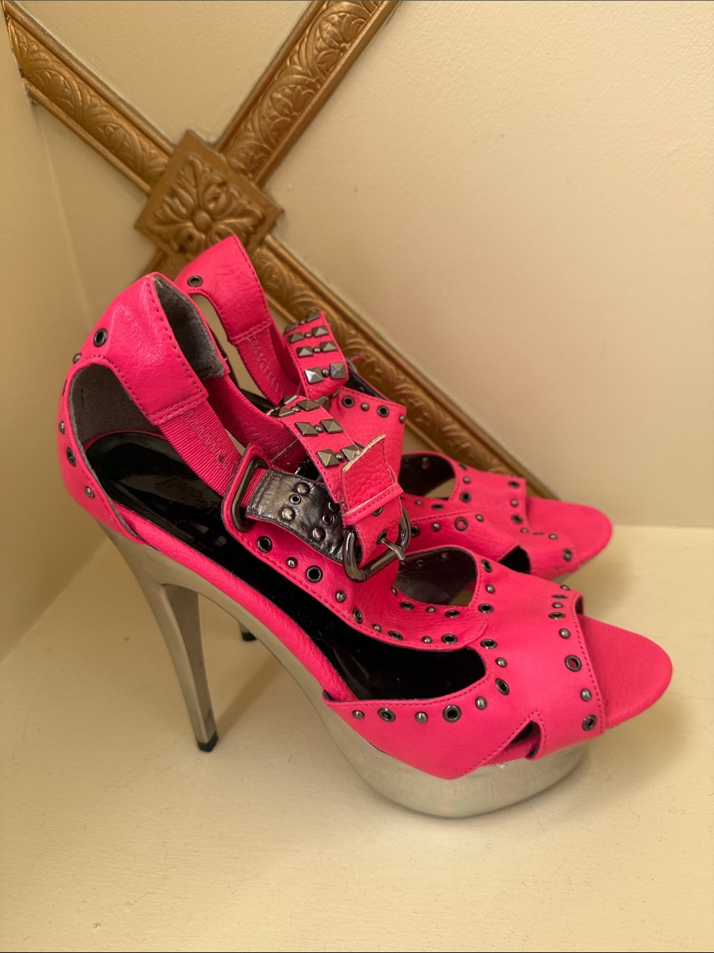 Fahrenheit Hot Pink Studded Platform Peep-Toe Heels